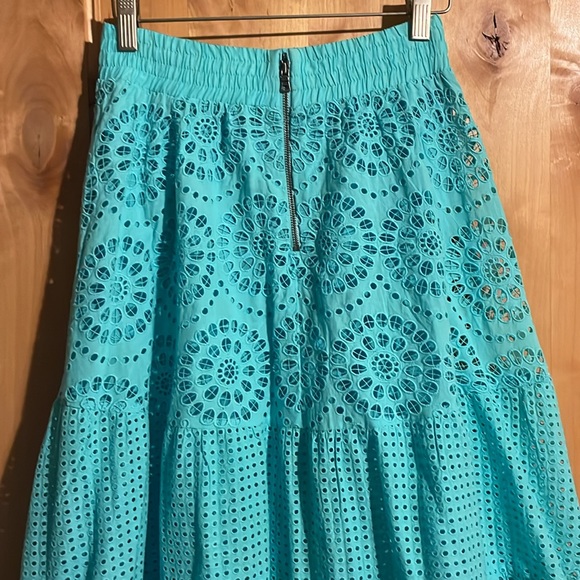 ALICE + OLIVIA Melony Sky Blue Eyelet Trim Lined Midi Skirt $560 EUC 0 - Picture 8 of 16